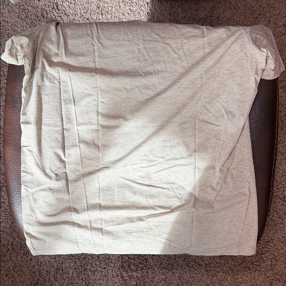 Lululemon Basic Tee - Picture 3 of 3